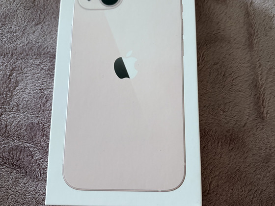 Müüa iPhone 13 128GB roosa