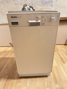 Nõudepesumasin Miele G 611SC (45 cm) (1 foto / 7)