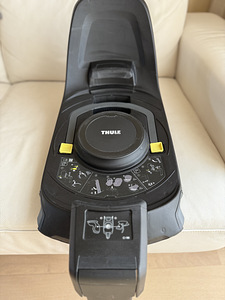 База Isofix для автокресла Thule Alfi (7 фото из 8)