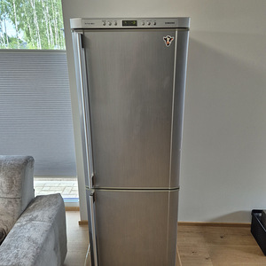 Külmkapp Samsung (1 foto / 3)