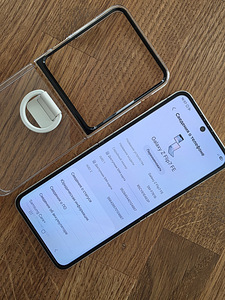 Samsung Flip 7 FE 8/128GB White (2 foto / 5)