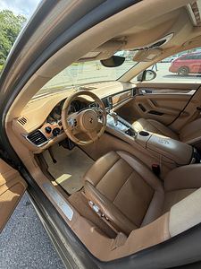 Porsche Panamera 4.8 s (3 foto / 7)