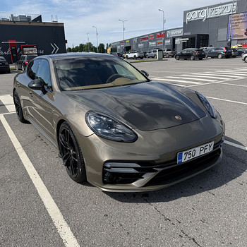Porsche Panamera 4.8 s