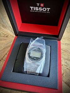 Tissot PRX Digital (2 фото из 3)