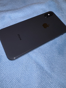 iPhone XS 64GB Space Grey 77% aku (2 foto / 4)