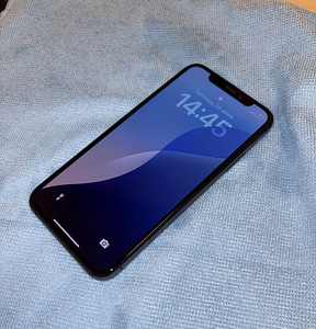 iPhone XS 64GB Space Grey 77% aku (4 foto / 4)