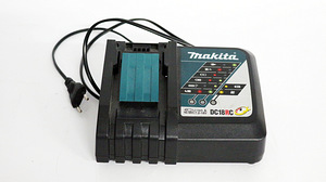 Laadija Makita DC18RC LXT Li-ion 7.2V-18V (2 foto / 2)