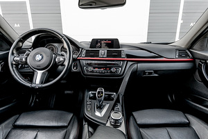 BMW 335d xDrive 3.0 R6 230kW (8 foto / 15)