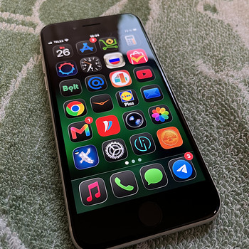 iPhone SE 2022 128 ГБ
