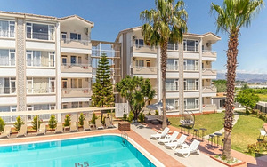 NEW GARDEN LUNA SIDE APART HOTEL (2 foto / 10)