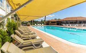 NEW GARDEN LUNA SIDE APART HOTEL (6 foto / 10)
