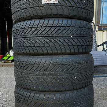 R18 rehvid 245 45 18 goodyear 6-7mm 4tk