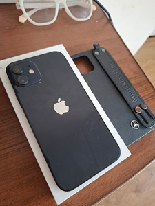 iPhone 12 64GB (2 фото из 5)