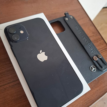 iPhone 12 64GB
