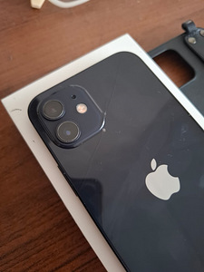 iPhone 12 64GB (3 фото из 5)