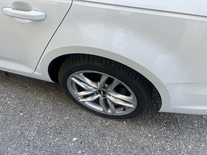M/v Audi A4 (4 фото из 10)