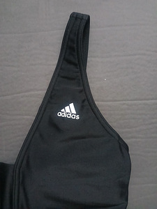 Купальник Adidas (2 фото из 4)