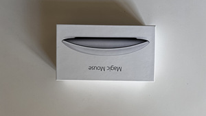 Apple Magic Mouse 2 – белый (3 фото из 3)