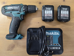 Makita DF331D (3 foto / 3)