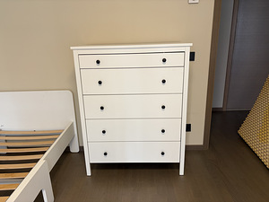 Комод IKEA (1 фото из 1)