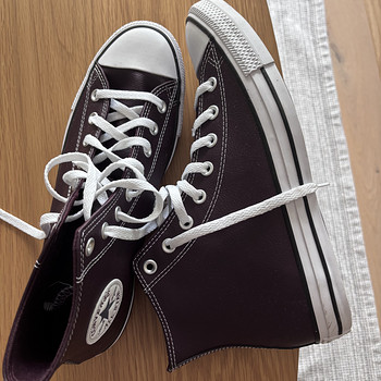 Converse tennised