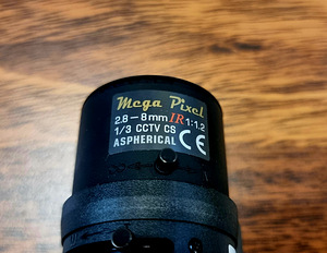 IP-камера AXIS P1346 (2 фото из 4)
