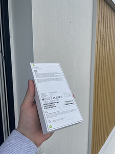 Apple iPhone 17ProMax 512gb (2 foto / 3)