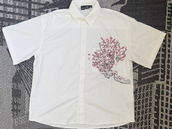 Derschutze Shirt