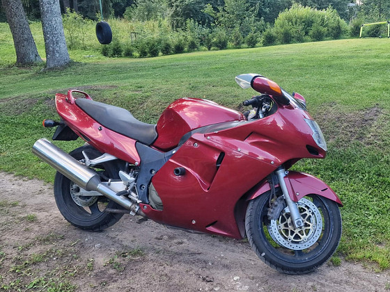 2000a Honda CBR 1100XX Blackbird