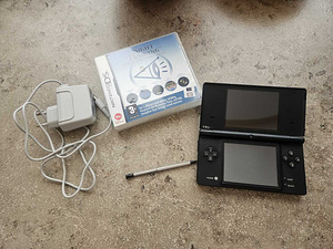 Nintendo Dsi (2 фото из 3)