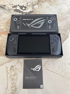 Игровая приставка ASUS ROG Ally X 1TB / 24GB (1 фото из 5)