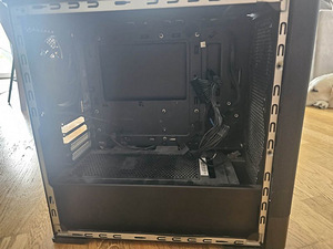 Lenovo Legion T5, emaplaat, prose, 32gb mälu (6 foto / 7)