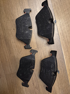 TRW Piduriklotsi komplekt,ketaspidur (4 foto / 4)