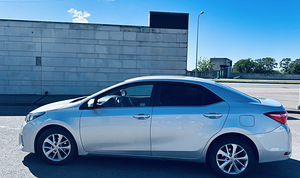 Toyota Corolla Premium 1.6 97kW (4 foto / 11)