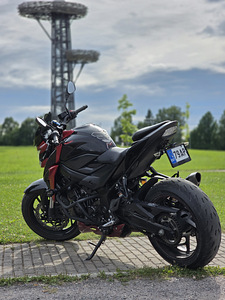 Suzuki GSX-S 750 (8 фото из 8)