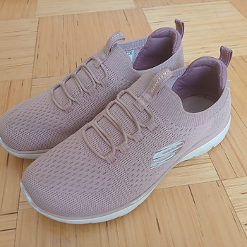 Skechers'i tossud