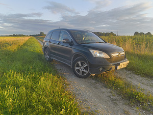 Honda CR-V (3 foto / 9)