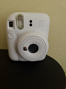 Instax mini 12 (1 фото из 2)