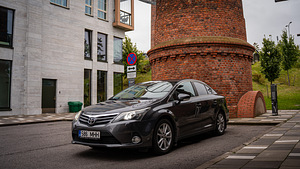 Müüa Toyota Avensis 1,8, bensiin, automaat (3 foto / 15)