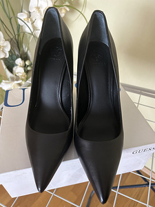 Guess 40 (3 фото из 3)