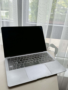 Macbook Air 2019 (2 фото из 3)