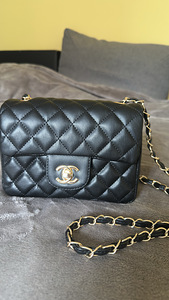 Chanel (1 фото из 4)