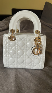 Dior (1 фото из 5)