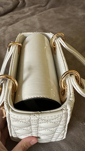 Dior (4 фото из 5)
