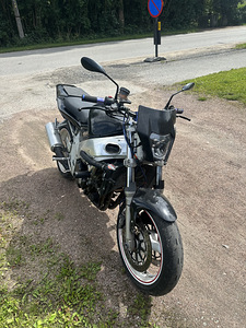 Suzuki gsxr700 (1 фото из 6)