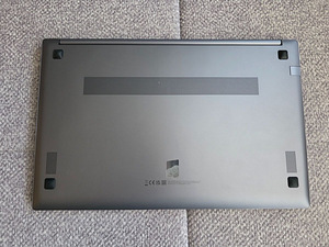 Samsung Book4 15 ноутбук (4 фото из 6)