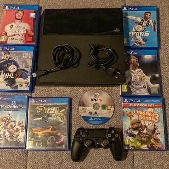 Sony Playstation 4 500GB + 8 игр, модель CUH-1116A.