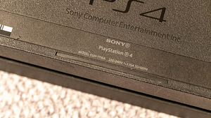 Sony Playstation 4 500GB + 8 mängu, CUH-1116A mudel. (4 foto / 4)