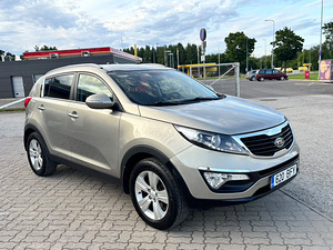 Kia Sportage (5 foto / 6)