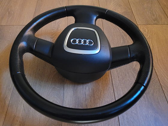 Audi A3 2005 г. Оригинальный руль
